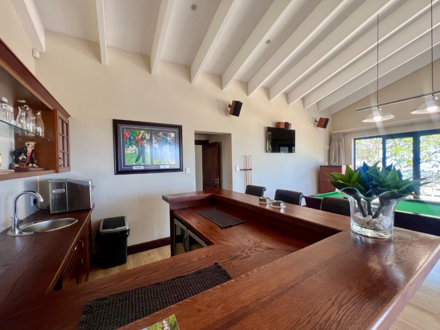 5 Bedroom Property for Sale in Oubaai Western Cape